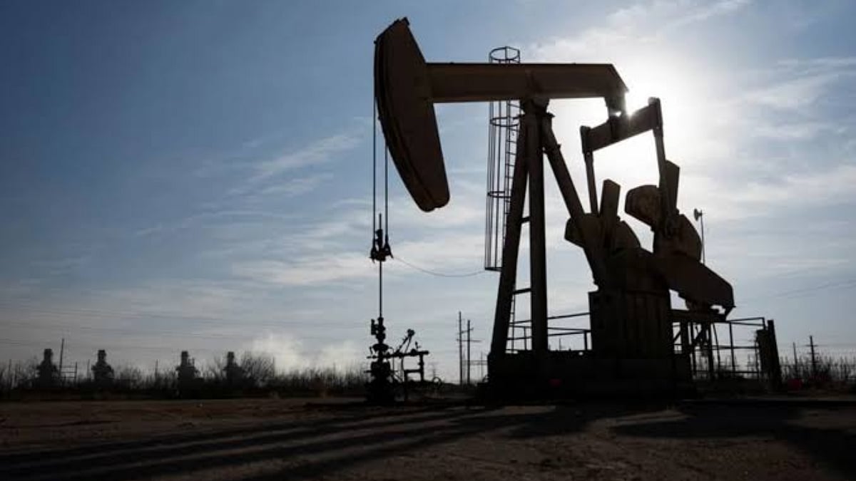 Oil Prices Fall As US-Iran Talks Raise Hopes Of Strait Of Hormuz Reopening And Easing Supply Disruption Fears
