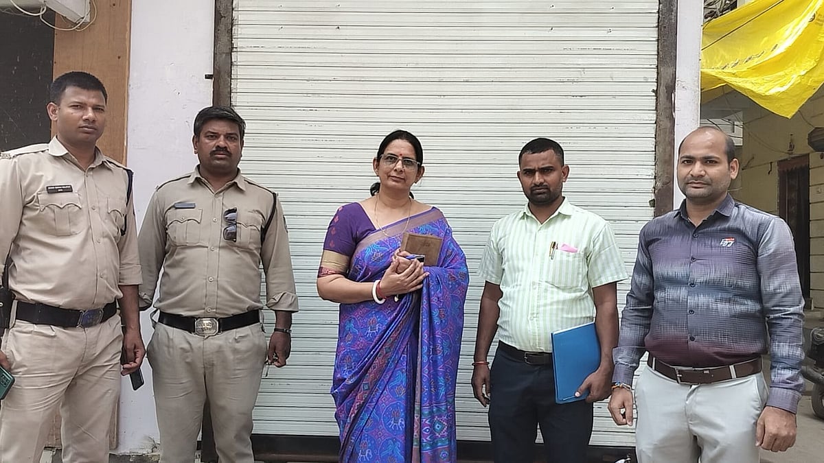 Unregistered Clinic Sealed In Indore; Officials Find Patients On IV Drips, Large Stock Of Injections
