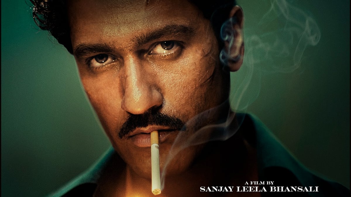 Vicky Kaushal's Cigarette-Smoking Look From Sanjay Leela Bhansali's Love And War Impresses Netizens: 'Aag Hi Aag, They Kept Best For Last'