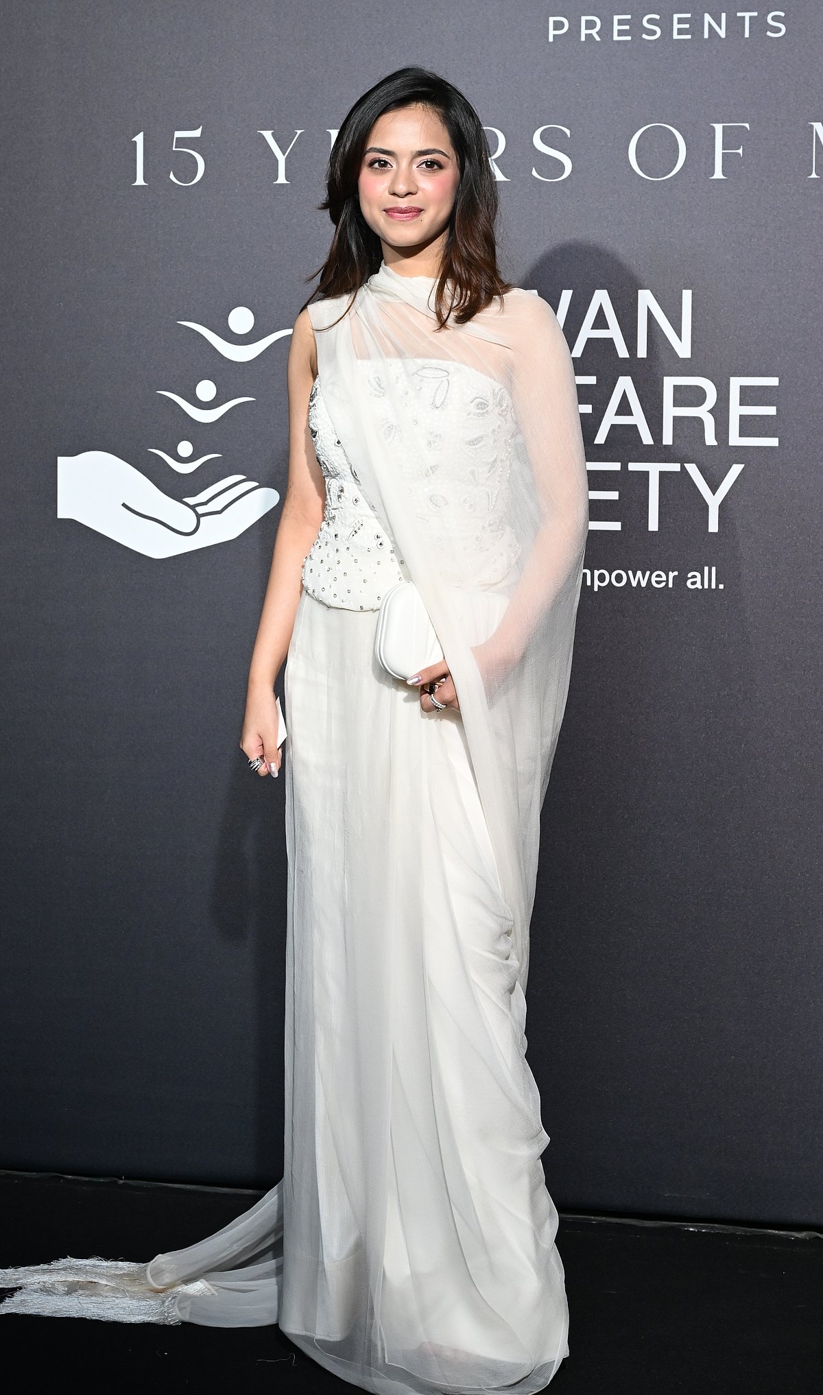 Nitanshi Goel stuns at Manish Malhotra’s show