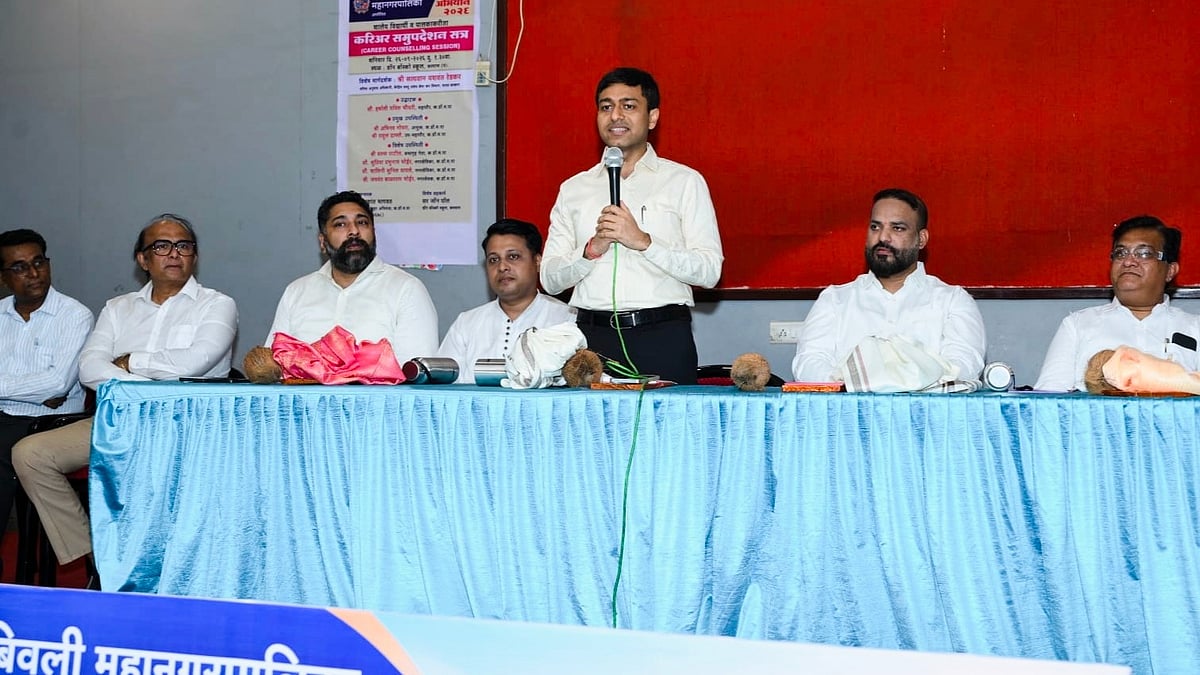 KDMC Commissioner Abhinav Goyal Urges Students To Make Informed Career Choices, Calls Youth ‘Ambassadors Of New India’
