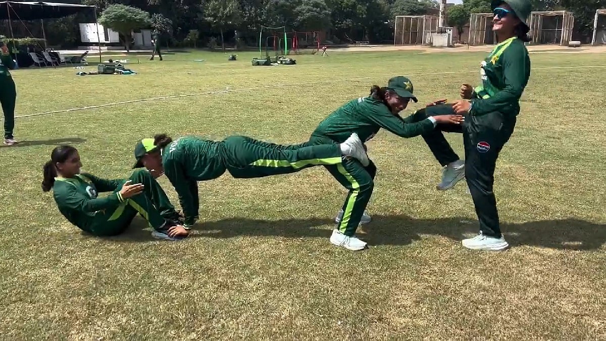 Pakistan Fans Troll Wahab Riaz After Women's Cricket Team's Awkward Training Video Goes Viral