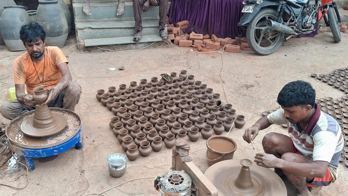 Over 50 Lakh Clay Lamps Ready In MP’s Bagh As Diwali Demand Surges