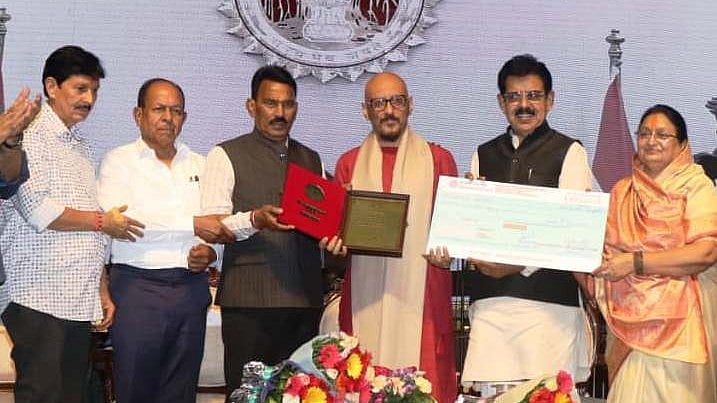 Shantanu Moitra Conferred National Lata Mangeshkar Award 2026 In Indore