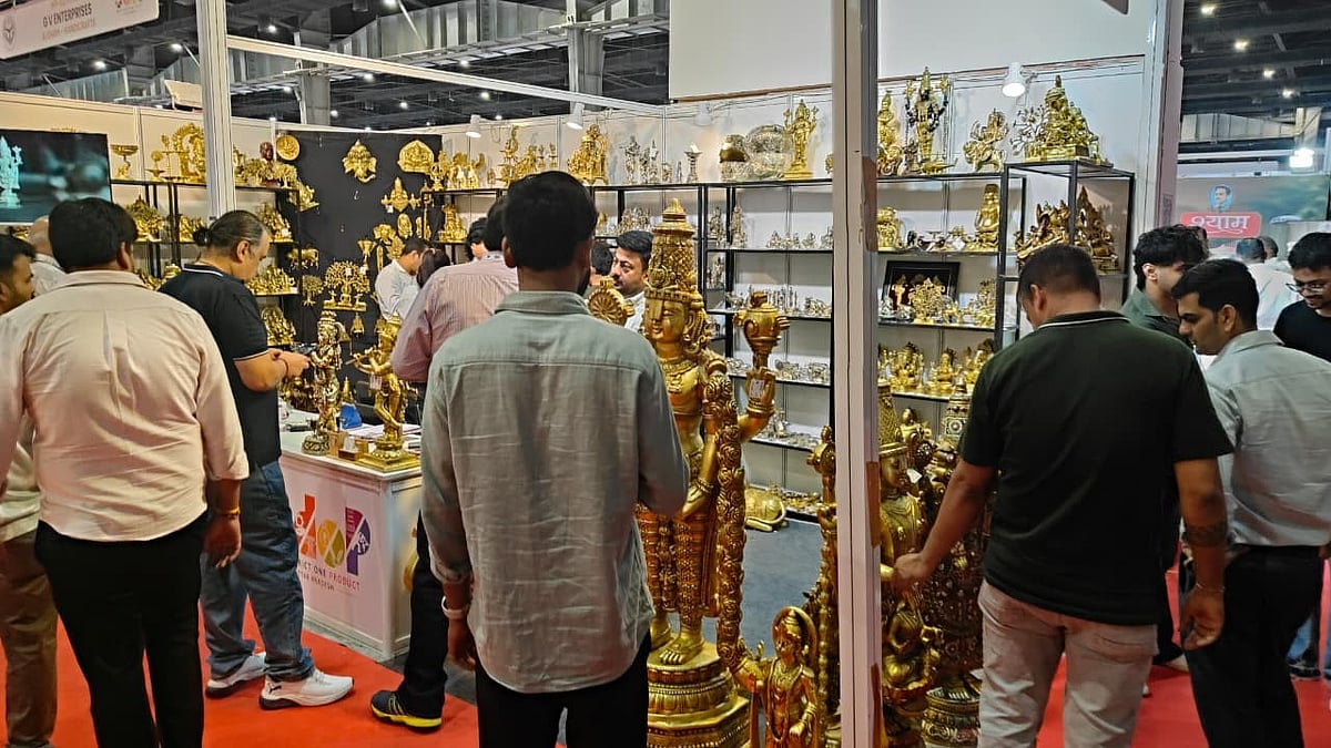 CM Yogi Adityanath-Led UPITS 2026 Records ₹5,500 Crore MoUs & ₹12,500 Crore Business Enquiries In 4 Days