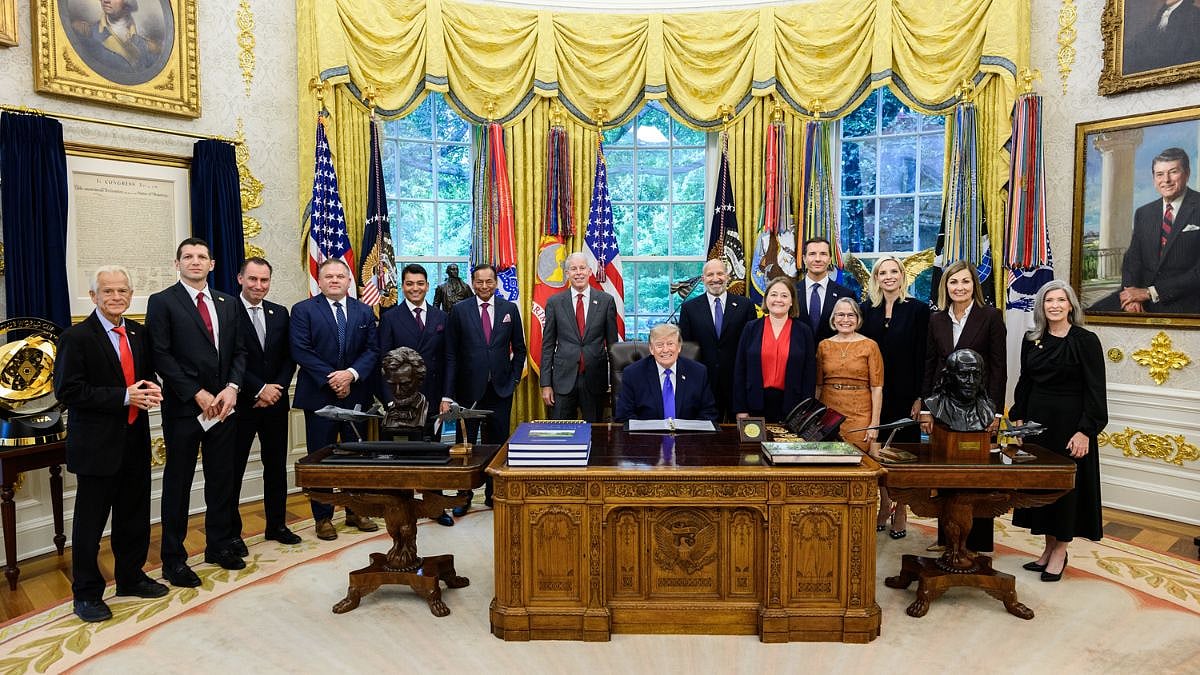 US President Donald Trump Announces Essar Group's $18 Billion Investment To Build America's Largest-Ever Steel Plant In Iowa | Video