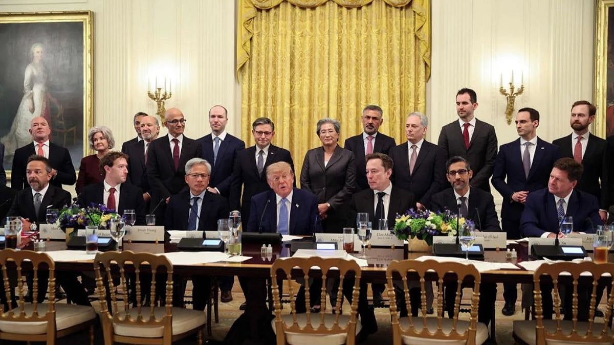'Inaugurating The Era Of Super Intelligence': President Donald Trump Signs Executive Order Replacing 'AI' With 'SI' Across US Federal Government | Watch