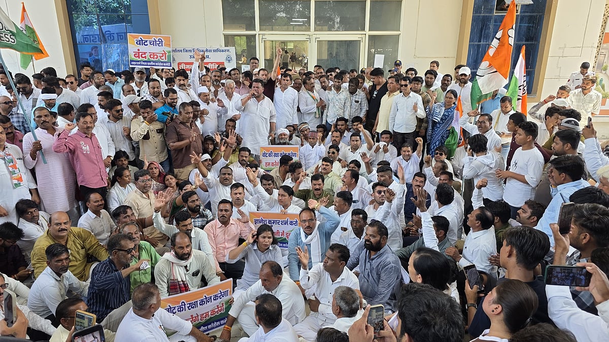 Congress Workers Storm Election Office In MP’s Ujjain, Burn CEC Gyanesh Kumar’s Effigy