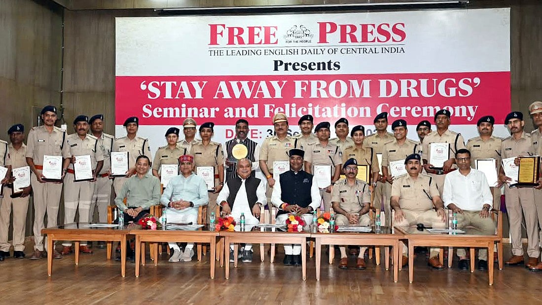 Free Press Anti-Drug Seminar In Bhopal Calls For Mass Movement Against Addiction
