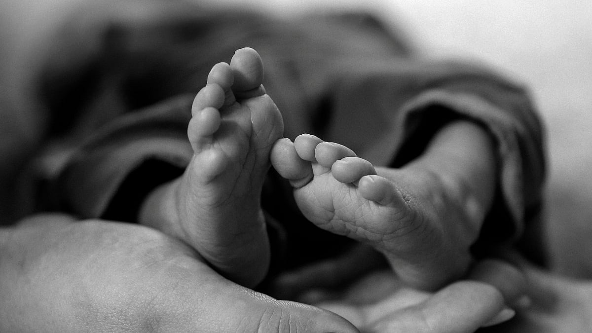 Maharashtra Shocker: Couple Allegedly Sells Month-Old Baby For ₹1.20 Lakh To Buy Phones, Gold Chain In Chhatrapati Sambhajinagar; Probe Reveals Infant Sold 4 Times Till Now