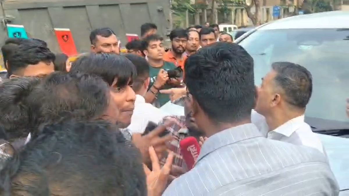 WATCH: Journalist Slapped During MPSC Students' Interaction With Rohit Pawar In Pune