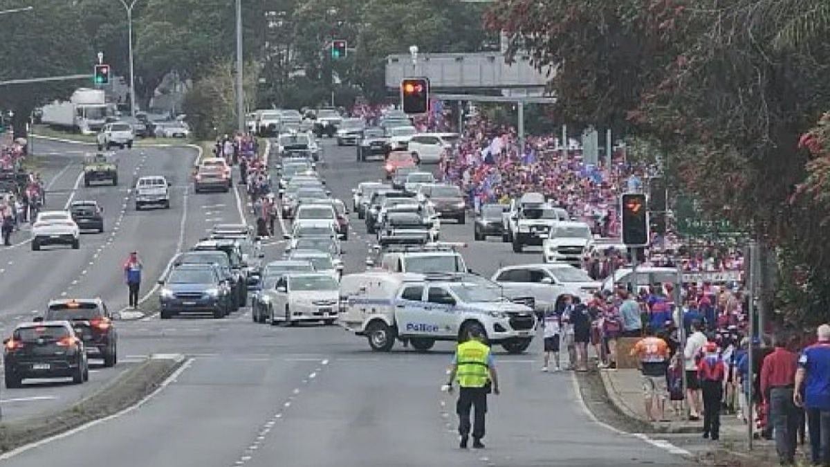 Australia Newcastle Knights Horror: Car Drives Into Packed Crowd Of Fans Ahead Of Rugby League Finals, Several Injured | Video