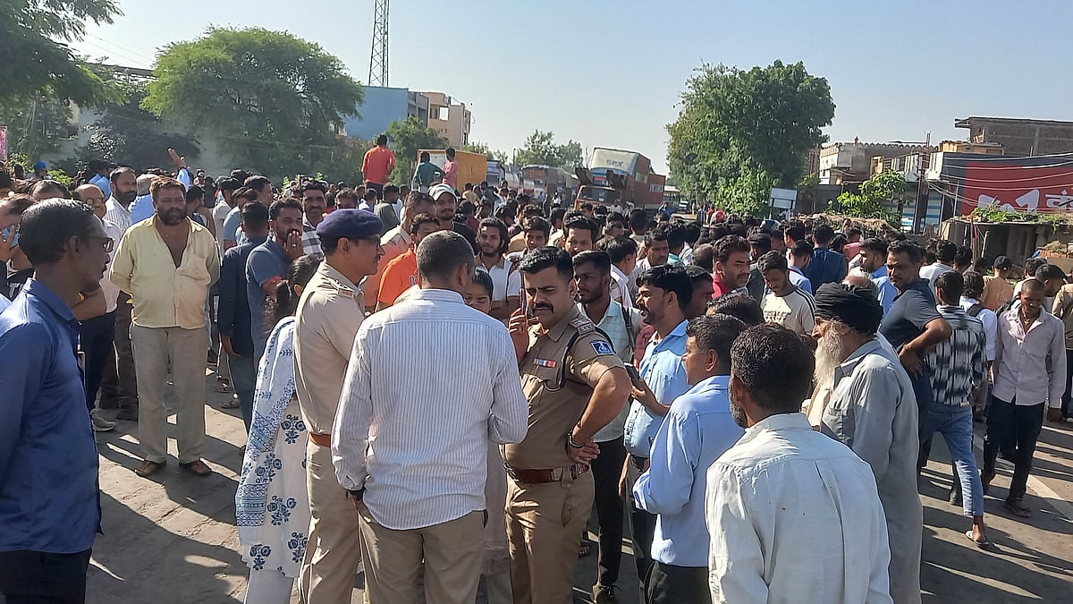 MP’s Badnawar: Couple, Teenage Daughter Killed As Speeding Trailer Rams Bike, Drags It 50 Metres