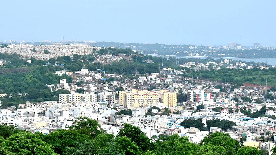 Tome And Plume: Bhopal’s Millennium: From Master’s Plan In 1047 To Masses Blueprint Of 2047