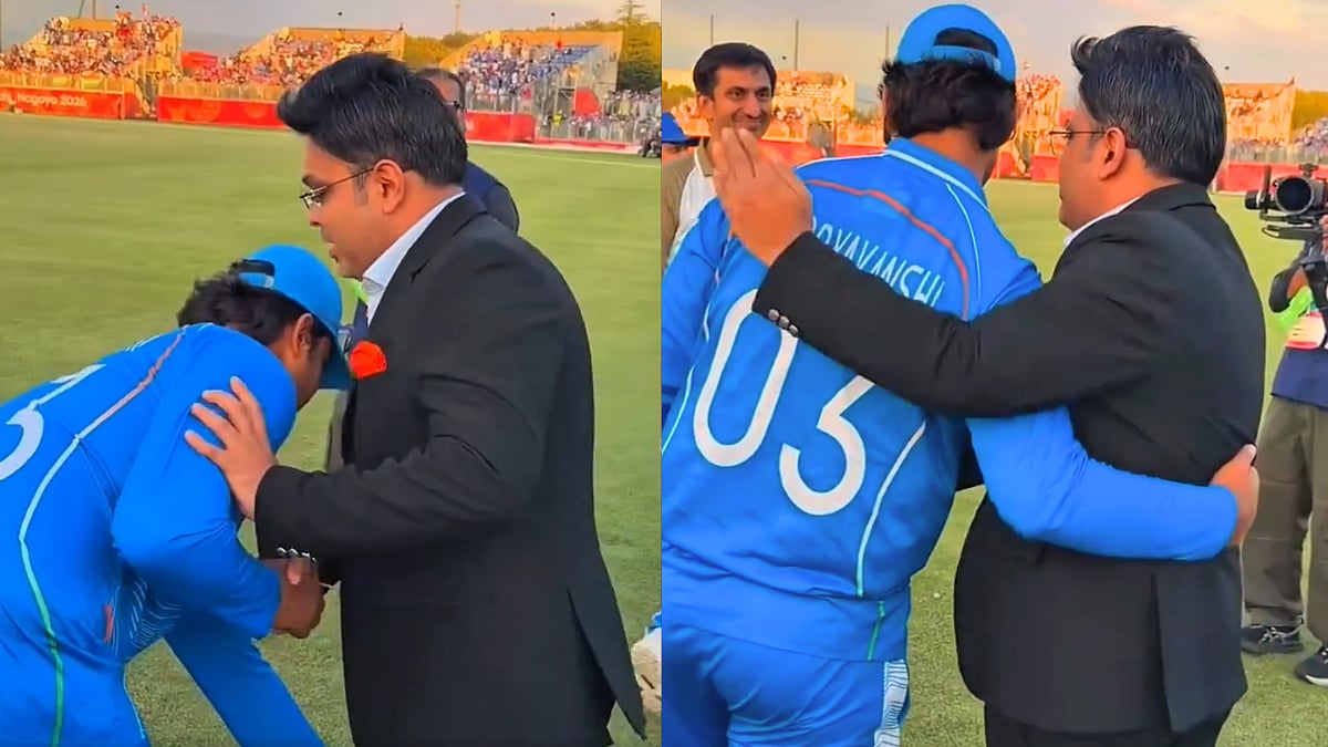 Vaibhav Sooryavanshi Touches ICC Chairman Jay Shah's Feet After Team India Win Asian Games Gold Against Pakistan | Video
