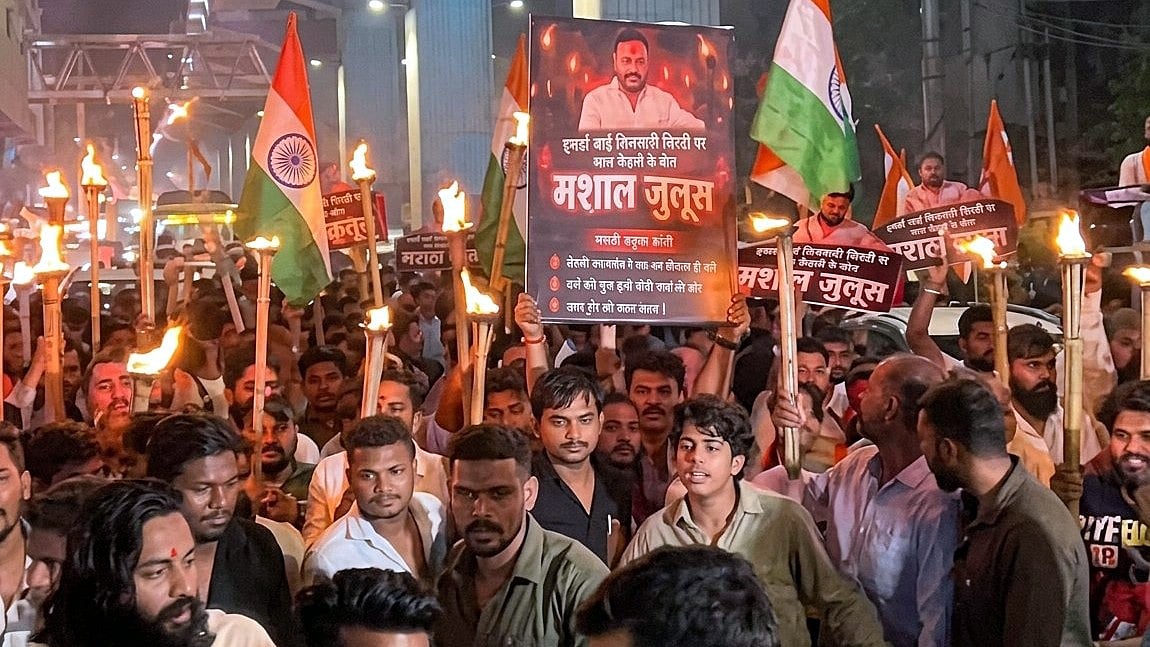 Bhopal Electrocution Death: Lawyers, Youth Activists Hold Torchlight March Seeking Justice For Divyarishi Tiwari