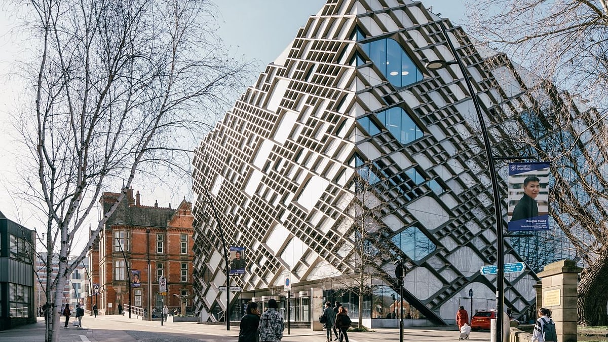 University Of Sheffield Invites Applications For BSc Computer Science (Artificial Intelligence) 2027; Offers £2,500 Annual Scholarship To Eligible International Students