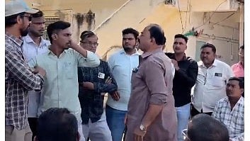 Jalgaon: Video Of Youth’s Alleged Assault At Gram Sabha Goes Viral, Former Sarpanch Booked |WATCH 