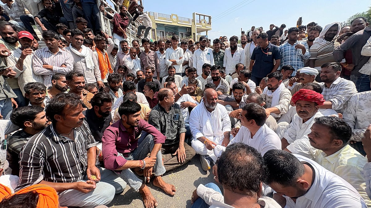 ₹4,400 At Mandi, Up To ₹5,600 Outside, Soybean Farmers Protest In MP’s Ujjain