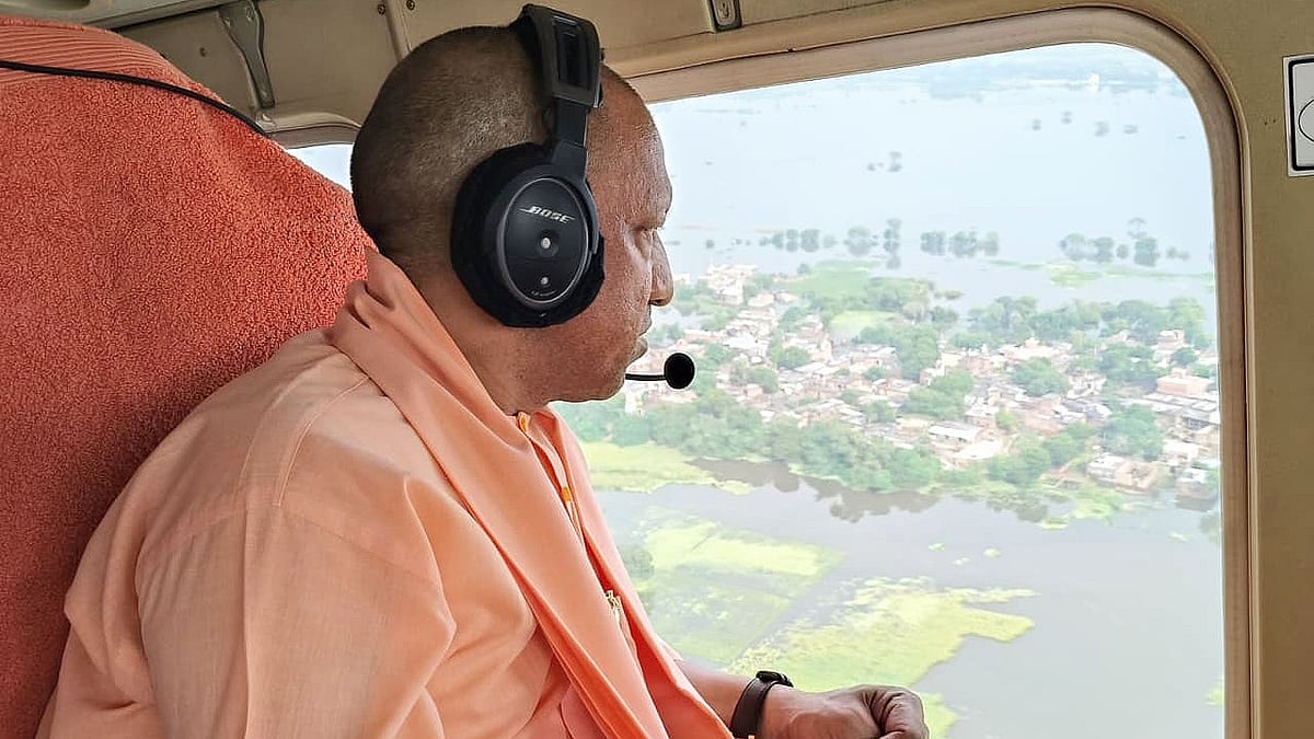 Lucknow Floods: CM Yogi Adityanath Orders Survey For Gomti Embankment From Faizullaganj To Naimish After Aerial Inspection