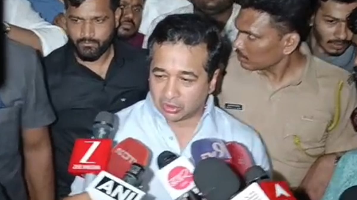 BJP Minister Nitesh Rane Visits MPSC Protest Site In Pune, Backs Students While Cautioning Against Politicisation
