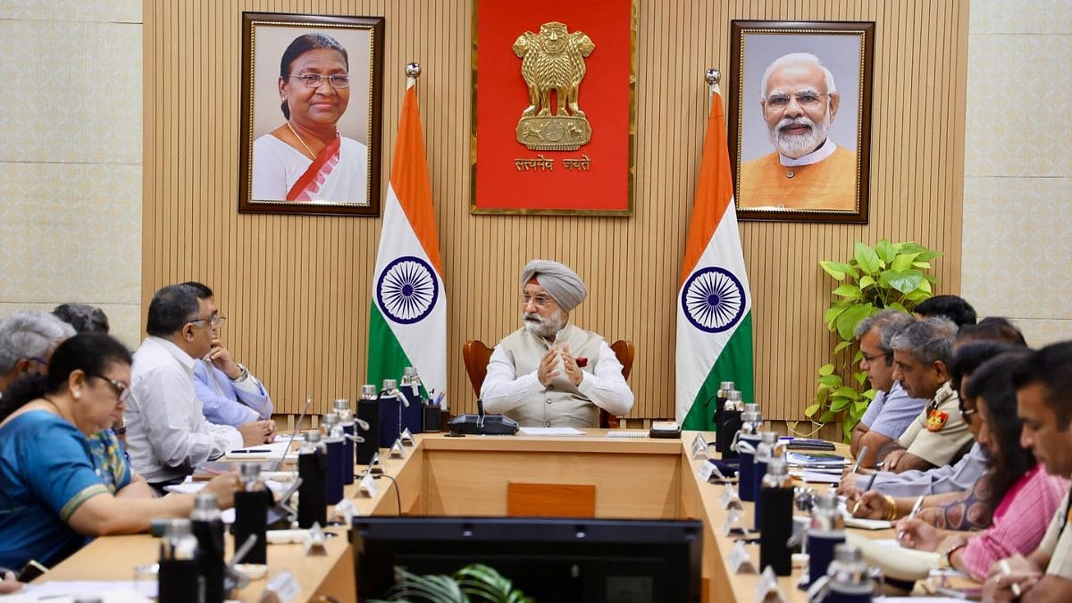 Delhi LG Taranjit Singh Sandhu Orders Major Campus Security Overhaul, Boosts CCTV, Police Patrolling For Student Safety