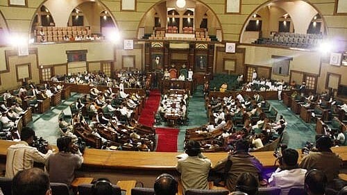Madhya Pradesh Debt Burden Mounts To ₹4.5 Lakh Crore As Loan Repayments Lag Behind Borrowings