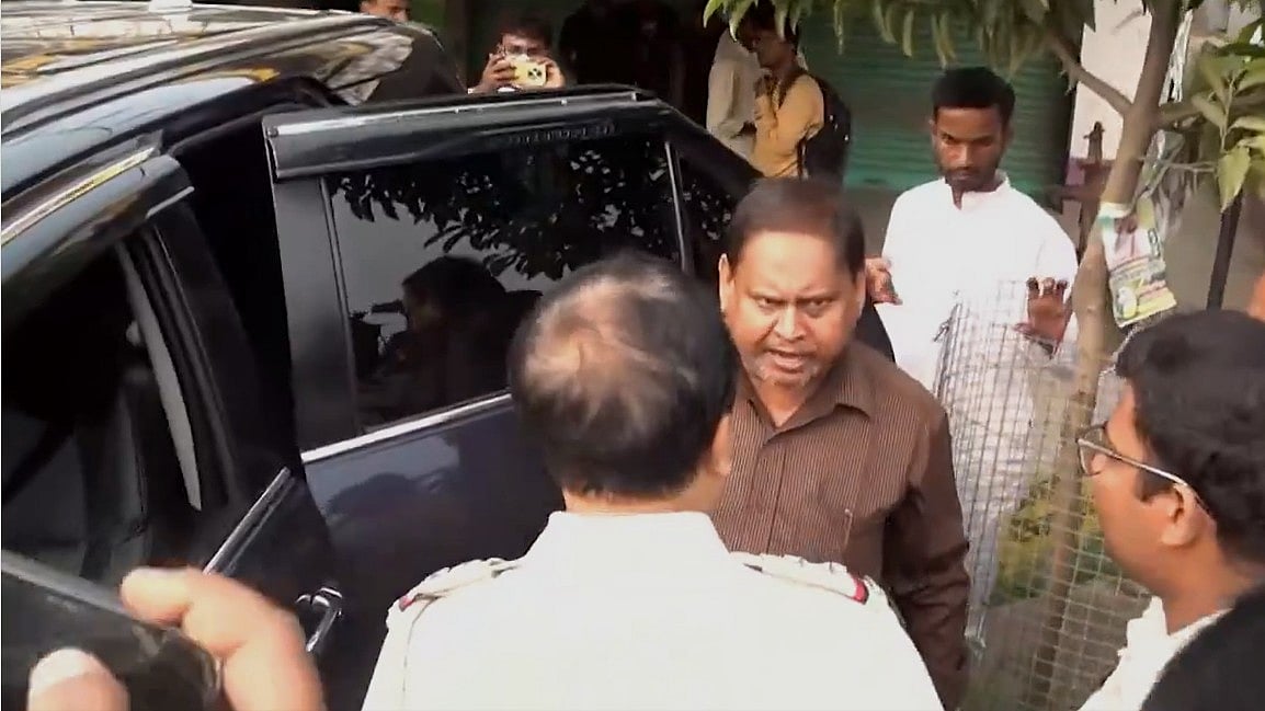 WB Bypoll 2026: Humayun Kabir Detained During Rejinagar Bypoll Voting | VIDEO