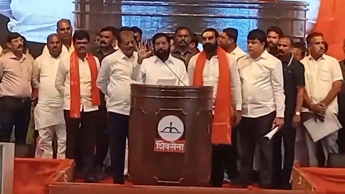 Maharashtra: Shiv Sena Announces ₹5 Lakh Aid For Families Of Hingoli Firecracker Warehouse Blaze Victims | VIDEO