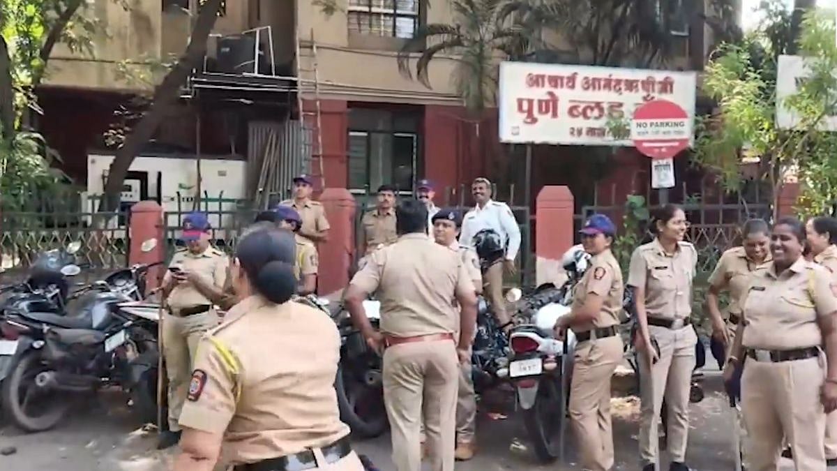 MPSC Protest: Congress Questions Heavy Police Deployment As MLA Rohit Pawar Claims Chairman Resigned