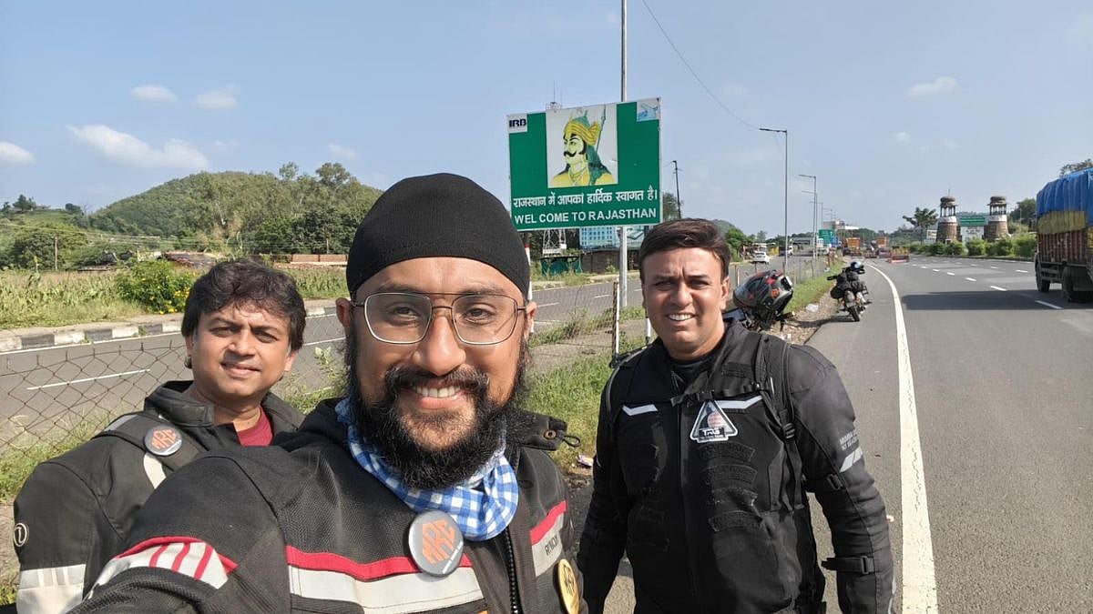 Mumbai To Five Takhts: Trio Completes 5,300+ km Bike Ride In 12 Days