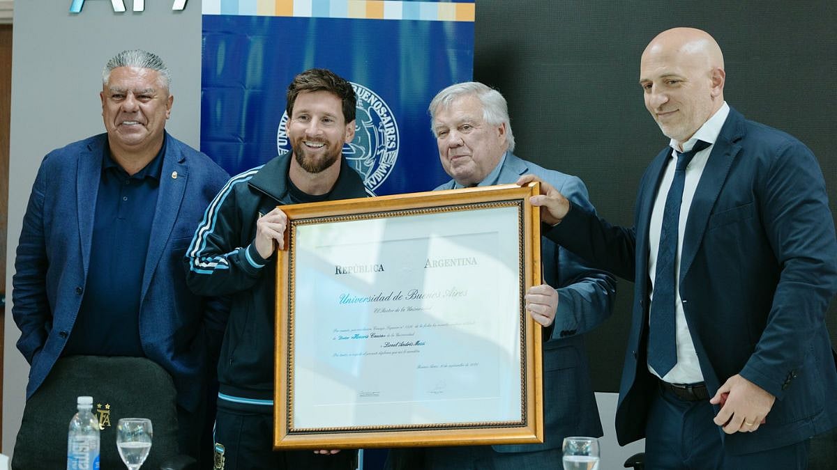 Lionel Messi Honoured With Prestigious Honorary Doctorate By University Of Buenos Aires