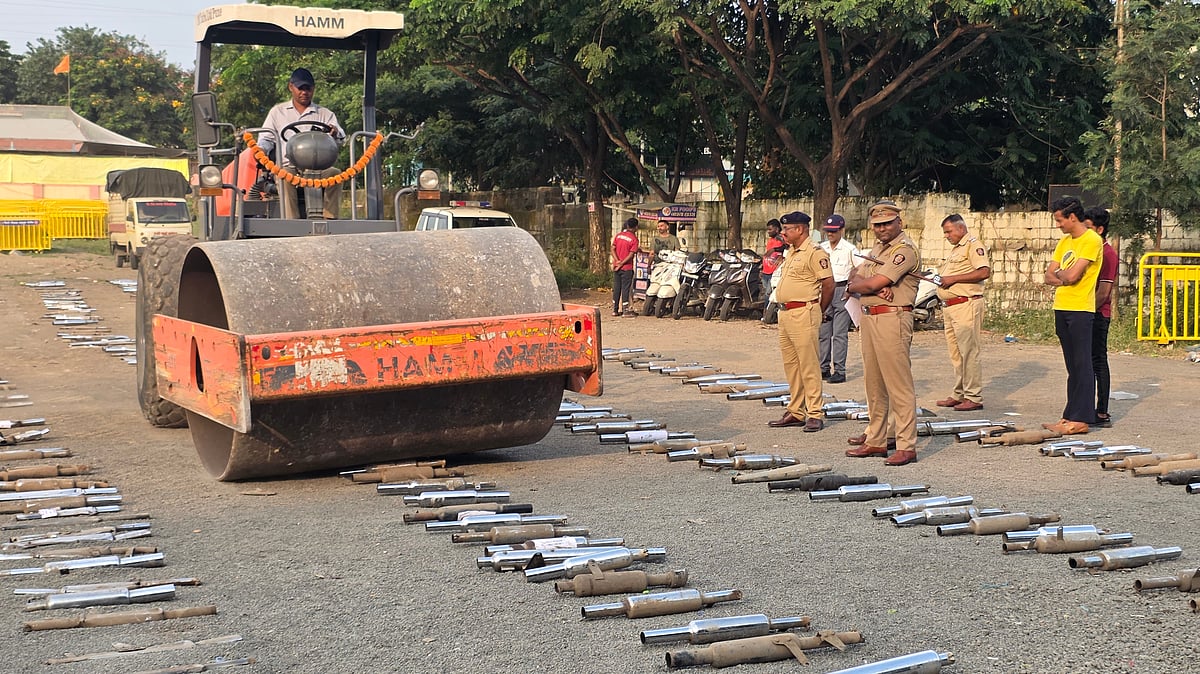 Pune VIDEOS: Pimpri-Chinchwad Traffic Police Seize 415 Modified Silencers, 591 Illegal Number Plates In Latest Drive