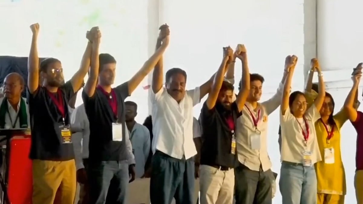 Prakash Raj, Dhruv Rathee Join Anti-SIR Protest In Bengaluru, Demand CEC Gyanesh Kumar's Resignation