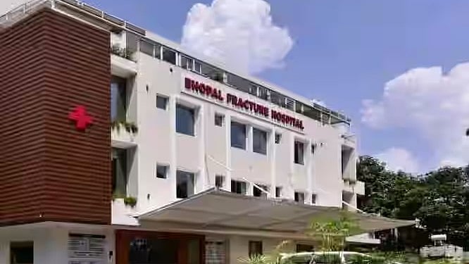 Madhya Pradesh De-Empanels 72 Private Hospitals Under MP-ABN, 21 Get October 31 Deadline For NABH Certification Compliance