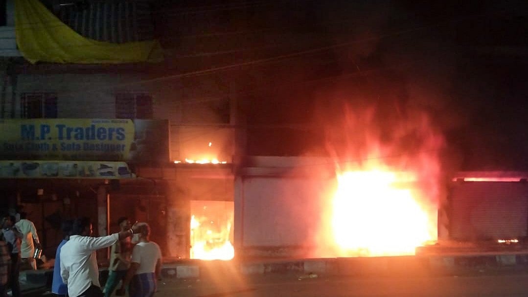 Bhopal Reports 7 Fires In 12 Hours, Lalghati Furniture Shops Gutted, Old-Age Home Blaze Sparks Panic