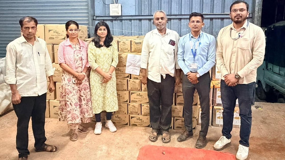 Pune FDA Seizes 74.6 Tonnes Of Edible Oil Worth ₹1.29 Crore In Raids Across 5 Districts