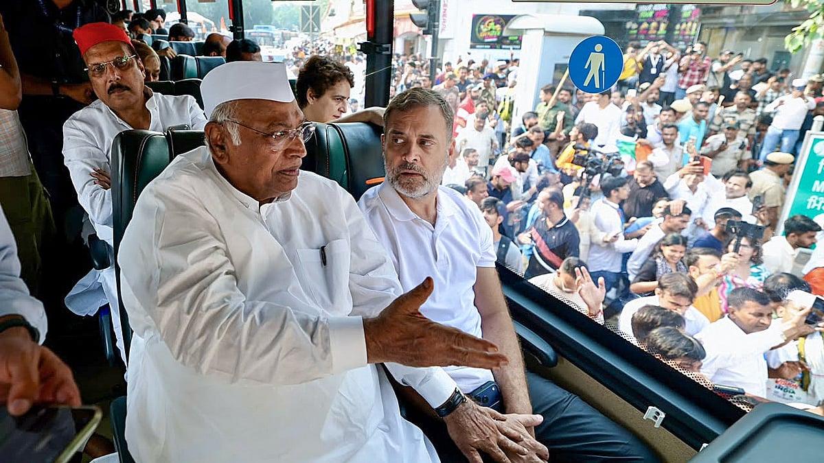 Delhi INDIA Bloc Protest LIVE: Opposition To March Against CEC Gyanesh Kumar; CJI Surya Kant Explains Why He Cannot Meet INDIA Bloc Leaders
