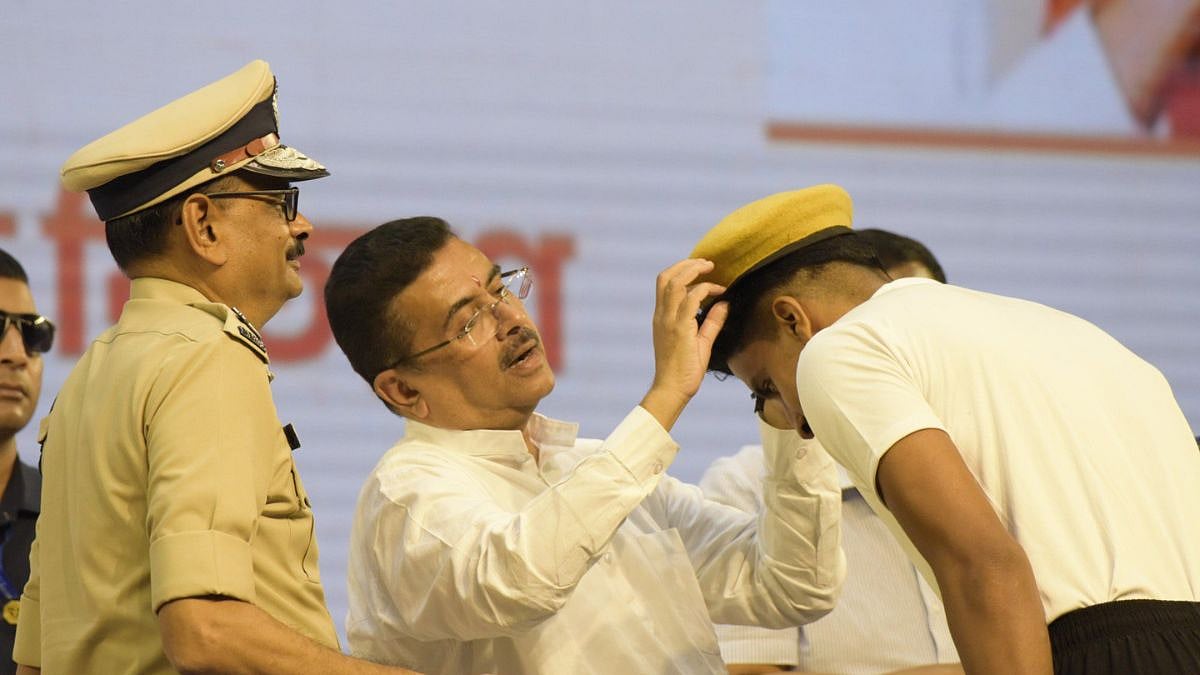 West Bengal Police Recruitment 2026: CM Suvendu Adhikari Gives Appointment Letters To 11,000 Constables, Announces 4,000 Kolkata Police Jobs