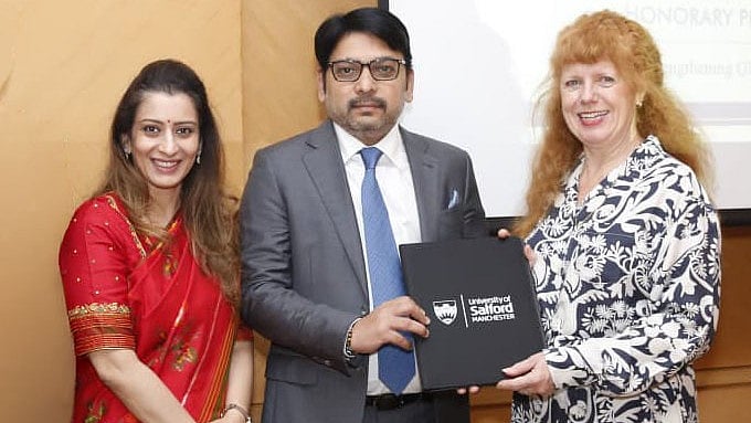 Pune: University Of Salford Confers Honorary Professorships On Vishwajeet Kadam, Asmita Jagtap
