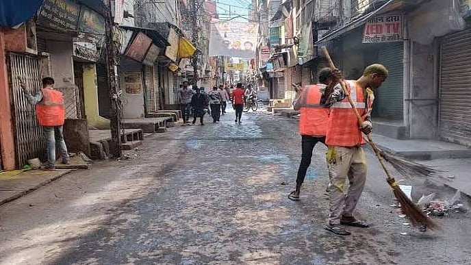 Bhopal Faces Festive Season Sanitation Crisis As 13,000 BMC Workers Threaten Strike, Demand ₹25,000 Monthly Salary
