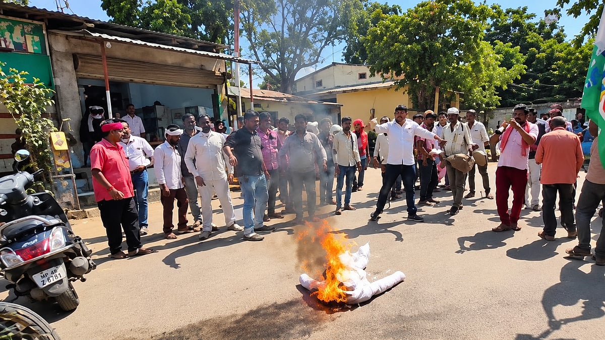 Congress Workers Burn CM Mohan Yadav's Effigy In MP's Aalirajpur, 11 Face FIR