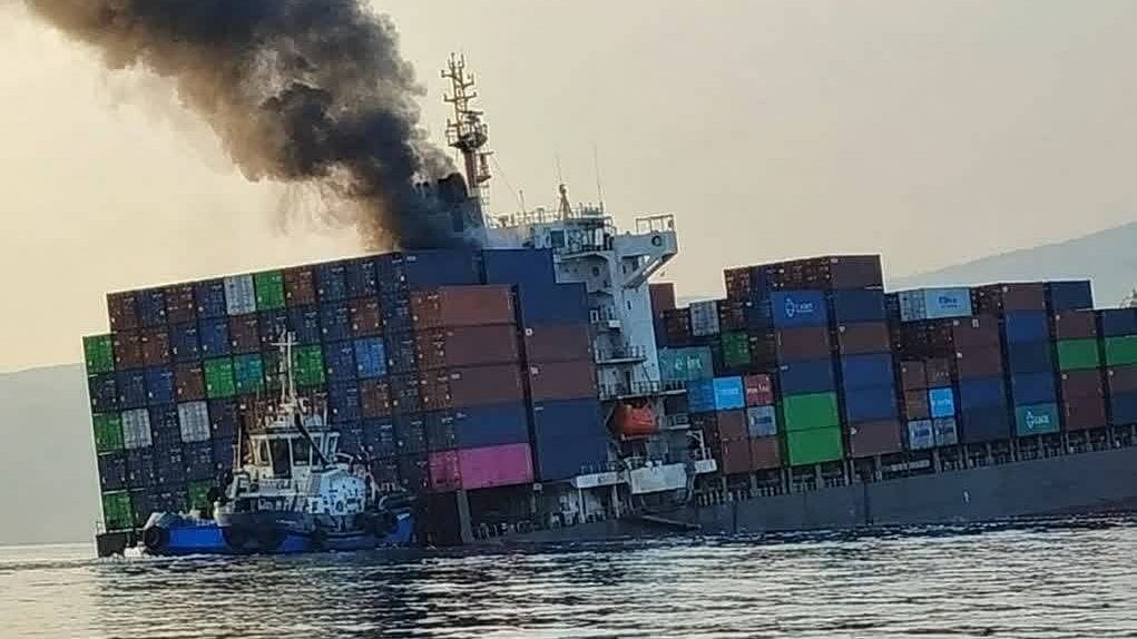 Cargo Ship Carrying Over 2,500 Containers Sinks After Hitting Naval Mine Near Strait Of Hormuz: Iran’s IRGC Navy