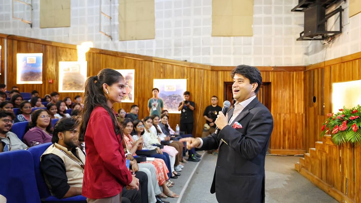 'Look Beyond Conventional Careers': Union Minister Jyotiraditya Scindia Urges Mizoram University Students To Become Innovators & Problem-Solvers