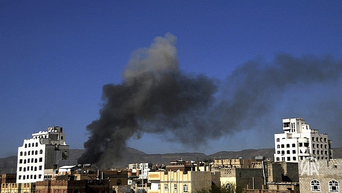 Fresh Explosions Rock Riyadh As Saudi Arabia Intercepts Houthi Ballistic Missile