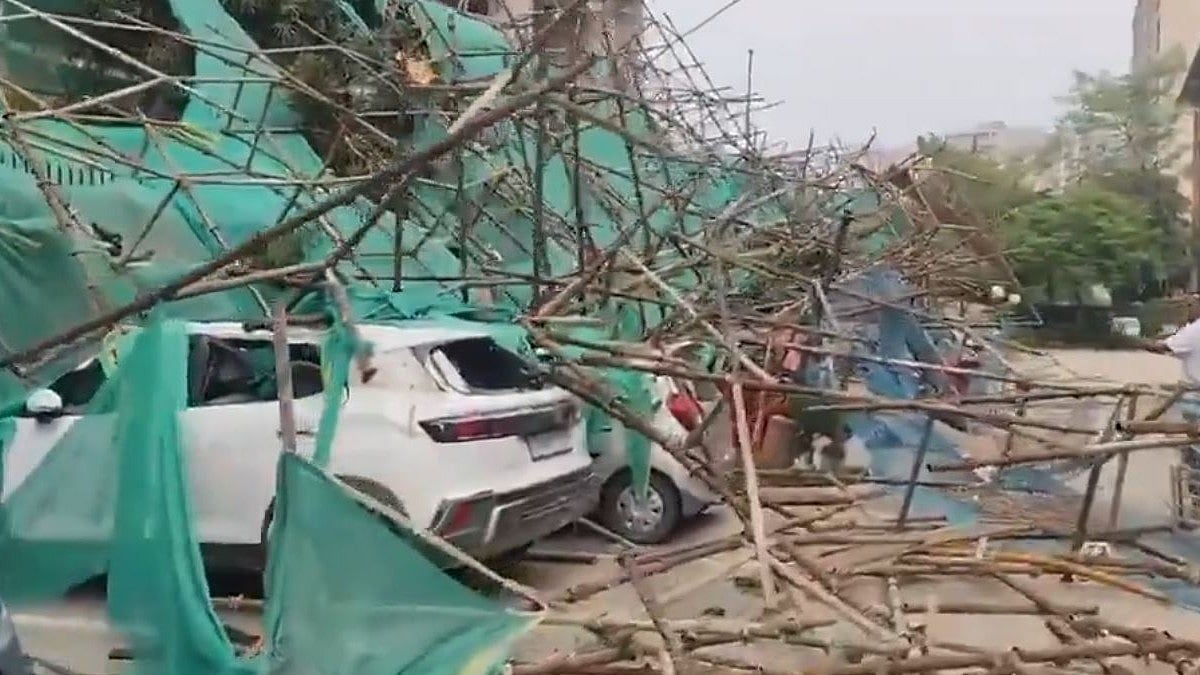Video: Over A Dozen Vehicles Damaged As Scaffolding From Under-Construction Building Collapses In Noida; No Casualties Reported