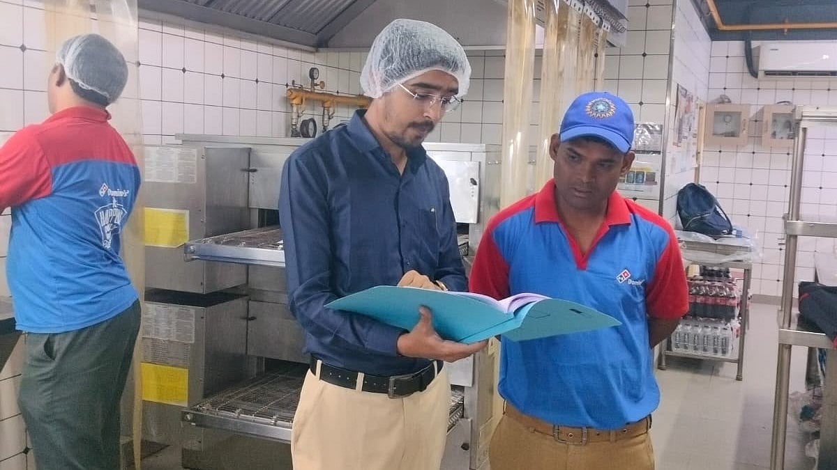 Pune: FDA Seizes ₹9.61 Crore Worth Of Food Products; 8 Eatery Licences Suspended