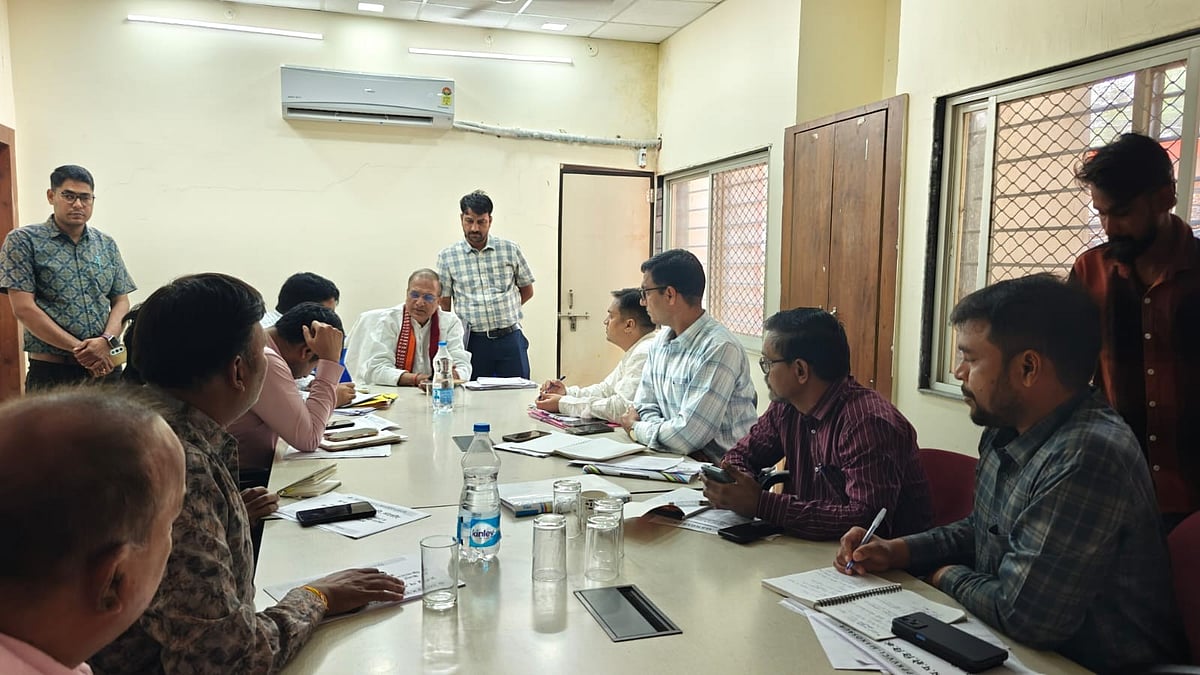 No Power Cuts During Festivals, MP Sudhir Gupta Directs Electricity Officials In MP's Mandsaur
