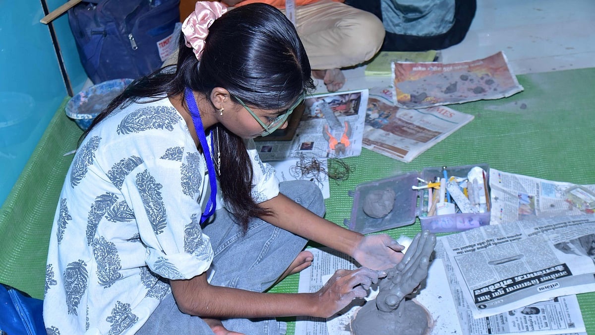 Students Showcase Creativity Through Clay Modelling, Rangoli And Waste-To-Art Competitions At Dnyanteerth-2026 In Nanded