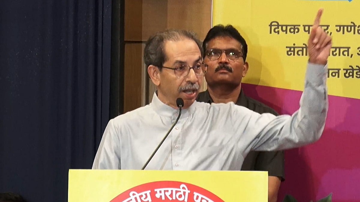 ‘Have Police Personnel Been Brought To Delhi To Play Dandiya?’: Uddhav Thackeray Backs ‘Regime Change’ Call